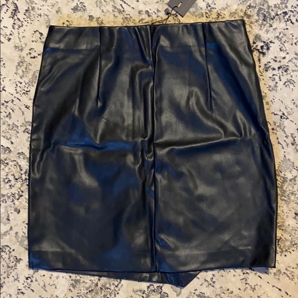 Dynamite asymmetric mini skirt - Picture 3 of 5